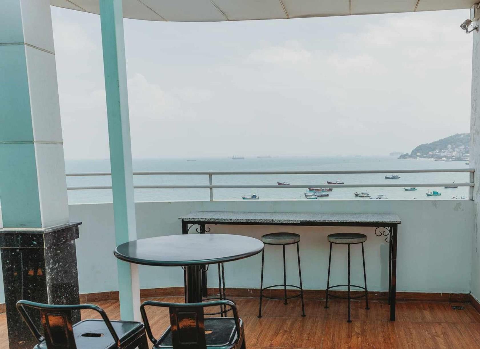 Aparthotel Bayview &
